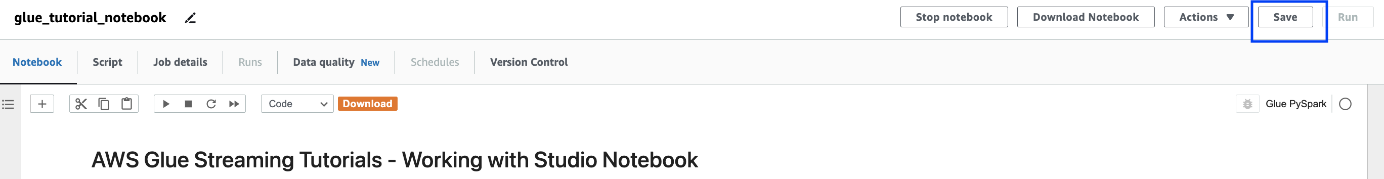 Der Screenshot zeigt, wie das Notizbuch als AWS Glue Job gespeichert wird.