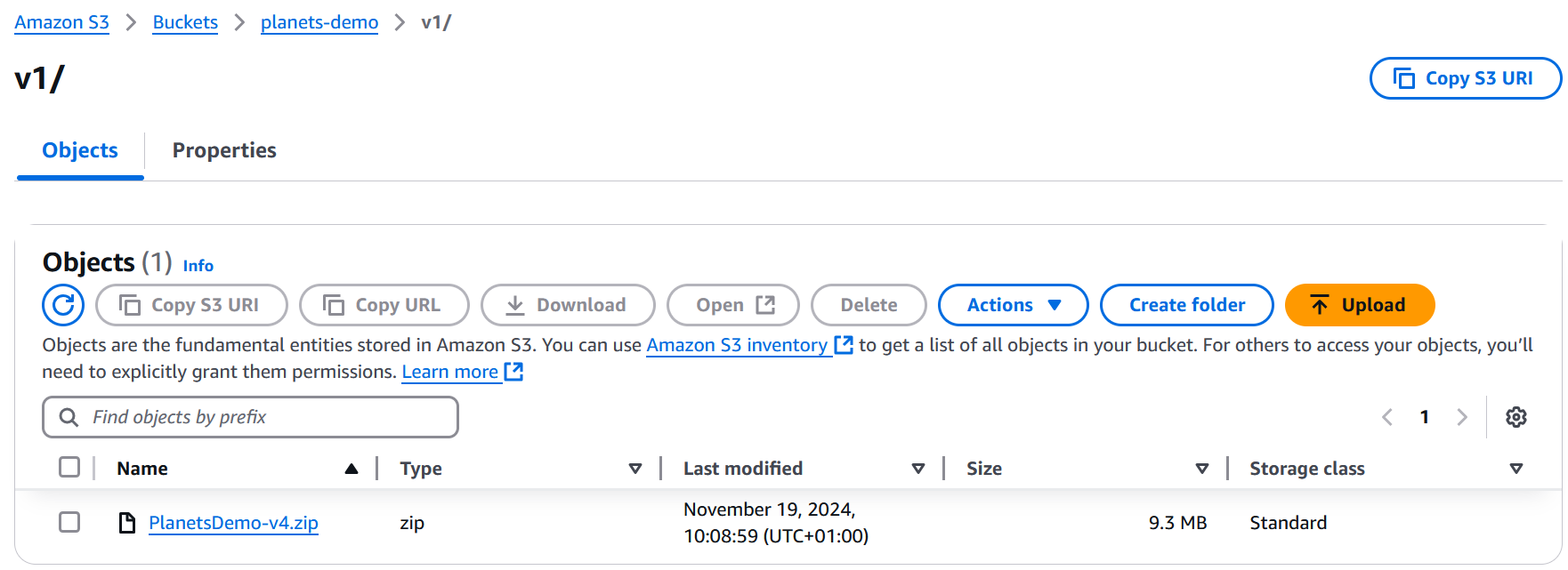 Der PlanetsDemo Bucket in Amazon S3 mit dem v1-Präfix und der Datei planetsdemo-v4.zip.