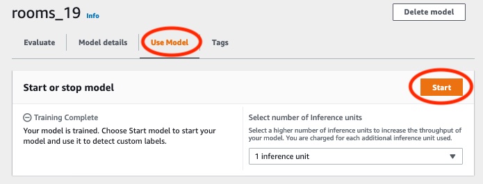 Benutzeroberfläche mit der Schaltfläche Modell starten und Optionen zum Starten oder Stoppen eines Modells für maschinelles Lernen zur Erkennung benutzerdefinierter Labels. Wählen Sie die Anzahl der Inferenzeinheiten aus, um den Durchsatz zu erhöhen.