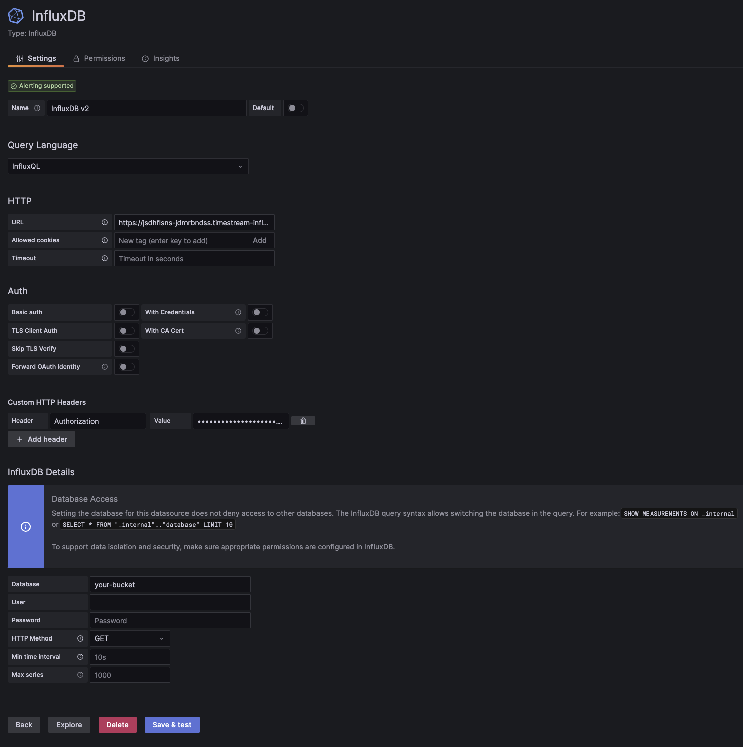 Einstellungsformular für die Konfiguration einer InfluxDB-Verbindung mit InfluxQL als Abfragesprache.