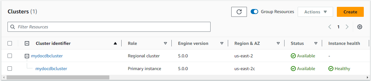 Lista de clústeres de Amazon DocumentDB que muestra un clúster regional con detalles de la instancia principal.