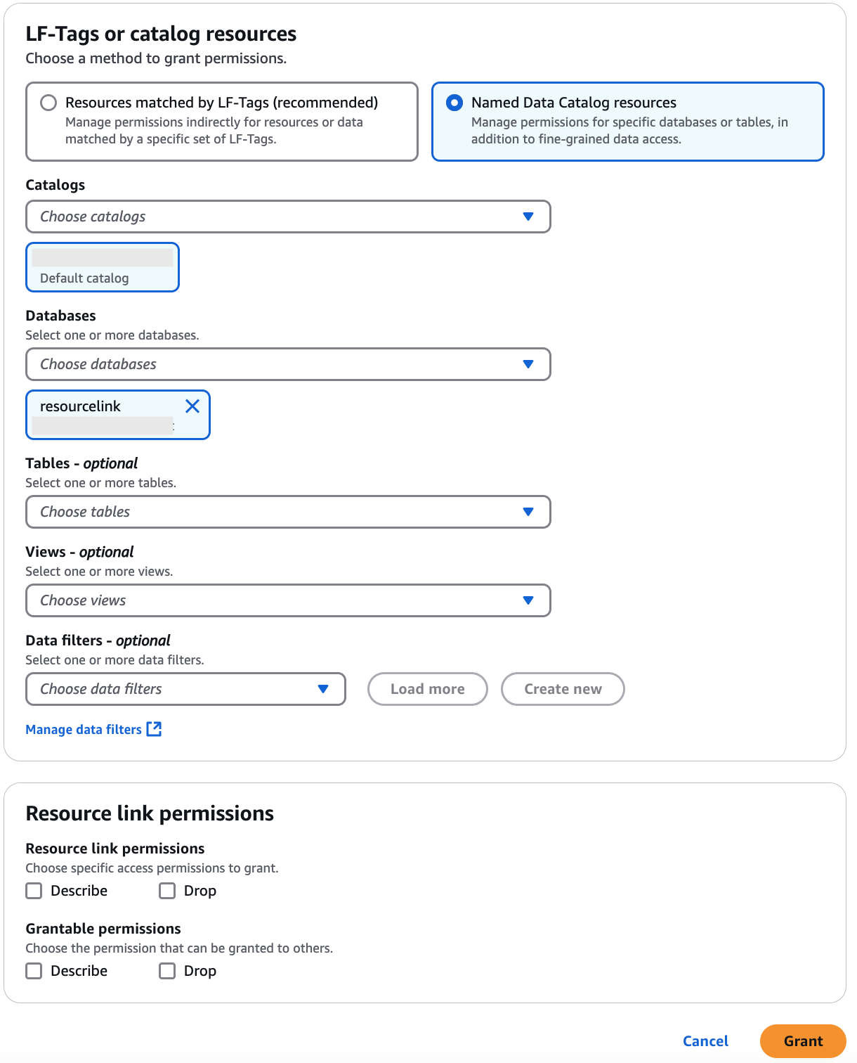 La sección de permisos contiene un único mosaico. Los mosaicos tienen un grupo de casillas de verificación para conceder los permisos de enlace de recursos. Las casillas de verificación incluyen Drop y Describe. Debajo de ese grupo hay otro grupo con las mismas casillas de verificación para los permisos concedibles.