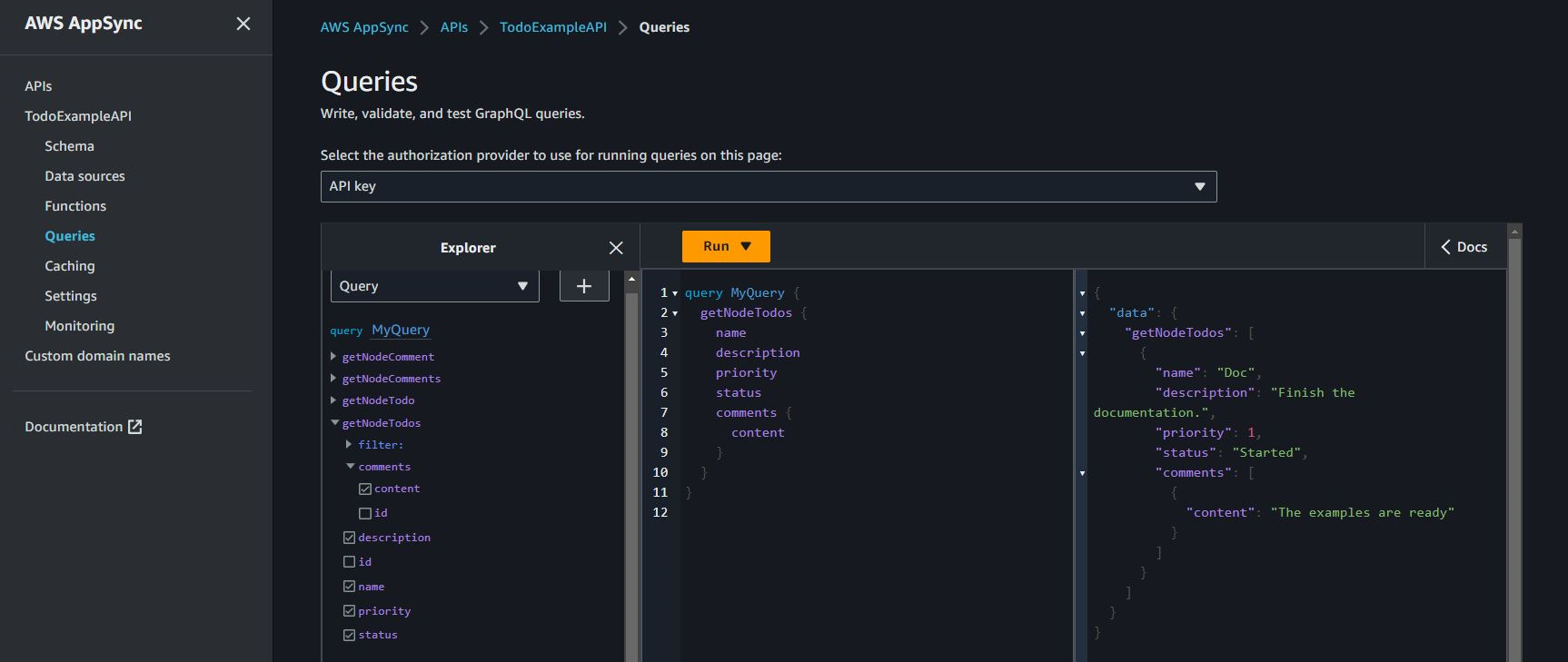 Captura de pantalla que muestra una consulta anidada para recuperar Todos y sus comentarios adjuntos en la AppSync consola de Queries
