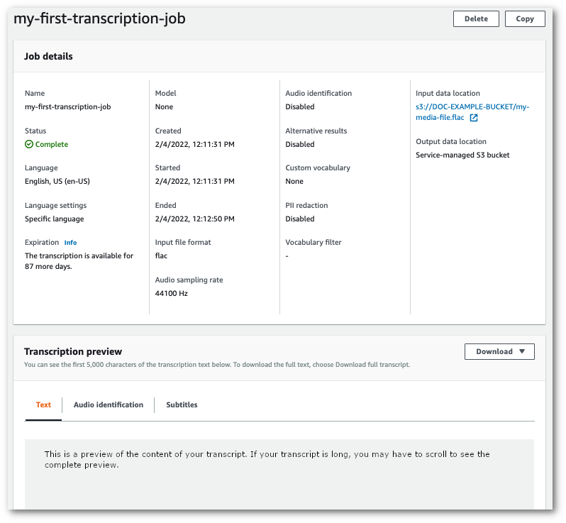 Amazon Transcribe captura de pantalla de la consola: página de resumen de la transcripción en un depósito gestionado por un servicio.
