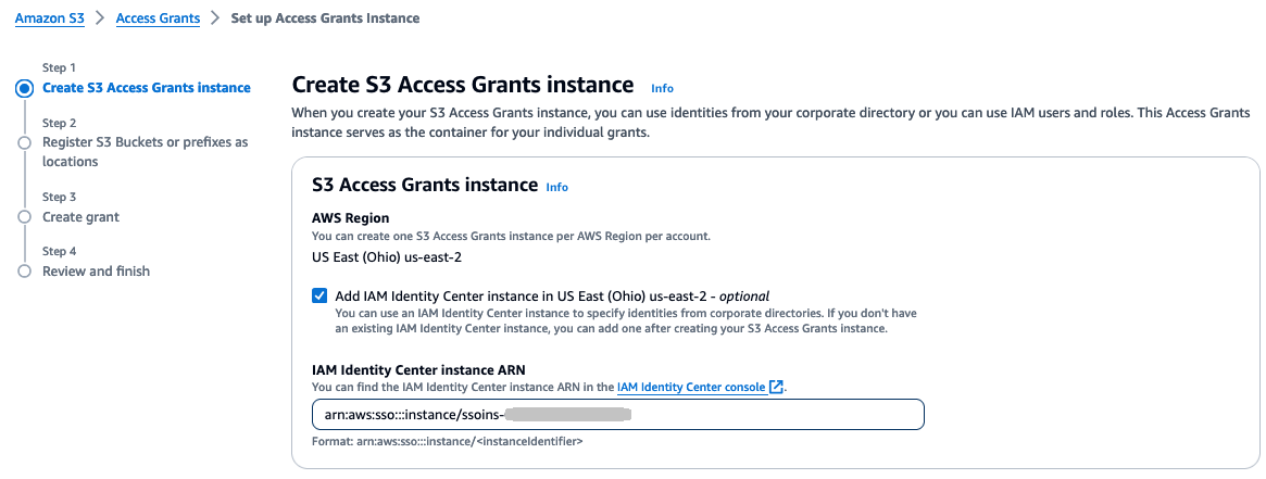 Pantalla que muestra el cuadro de diálogo de la instancia Create Access Grants de Amazon S3 con valores de ejemplo.