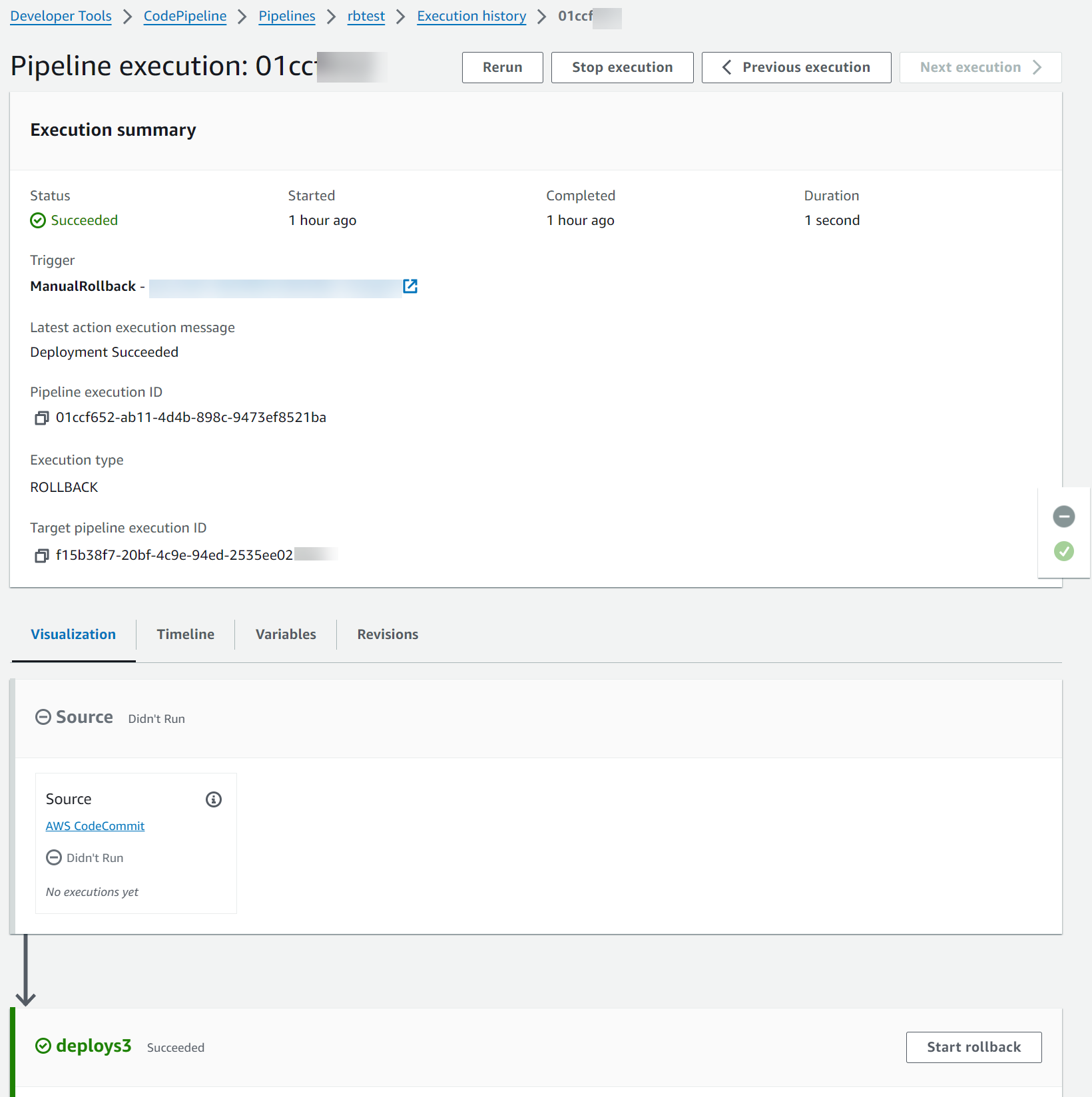 Exemple de page d'état affichant le champ ID d'exécution du pipeline cible dans CodePipeline.