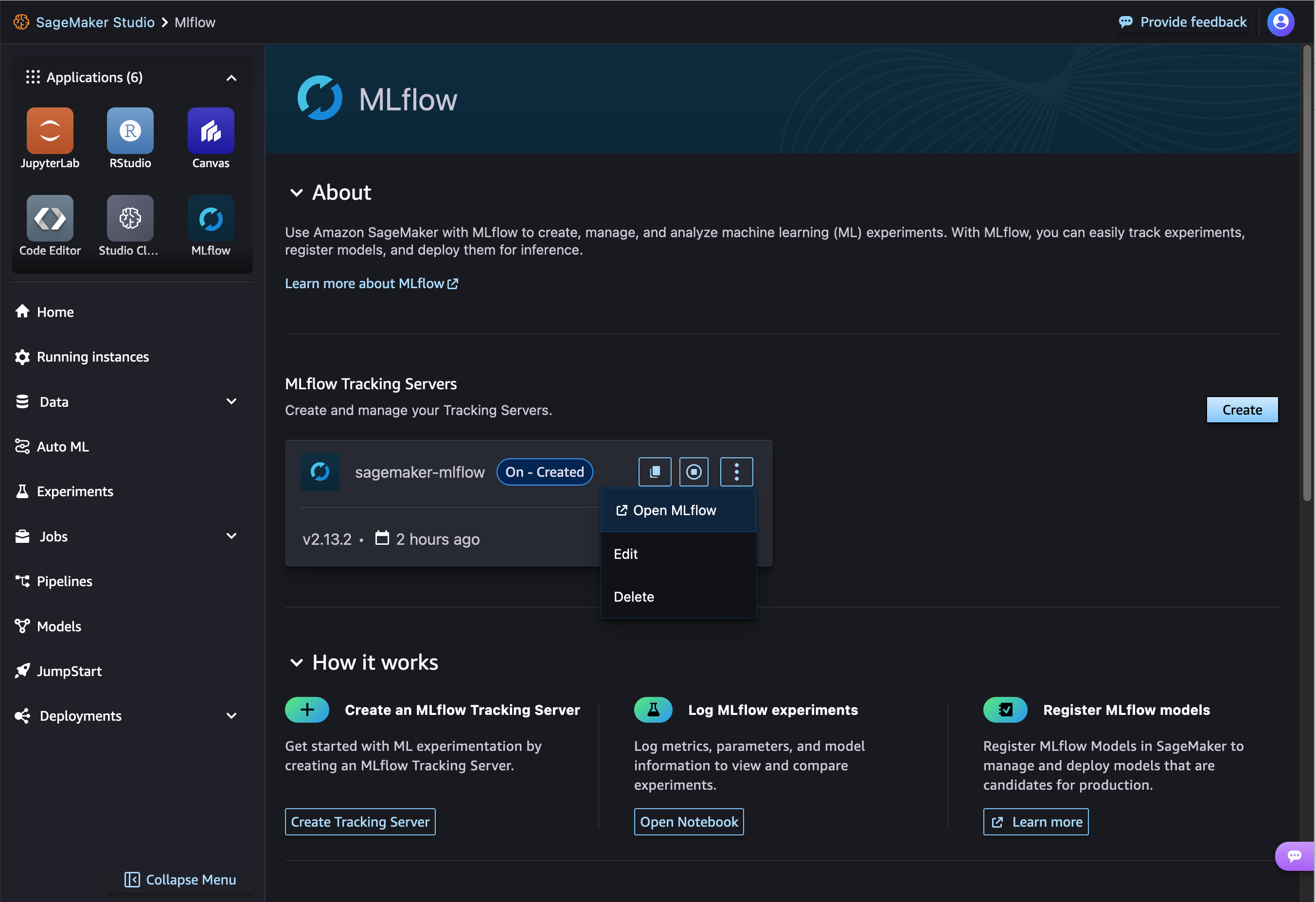 L'option permettant d'ouvrir une URL présignée via le volet MLflow Tracking Servers de l'interface utilisateur de Studio.