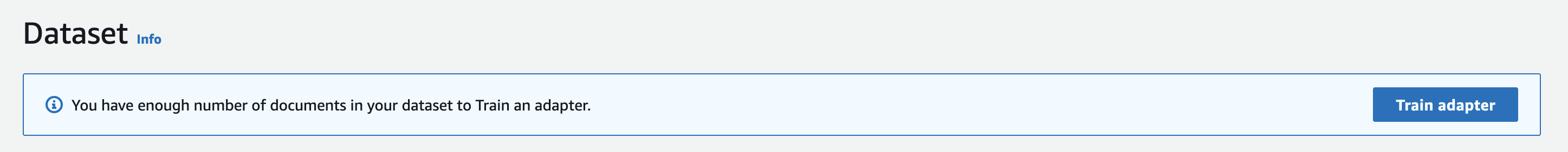 Notification indiquant que votre jeu de données contient suffisamment de documents pour entraîner un adaptateur, avec un bouton « Train l'adaptateur ».