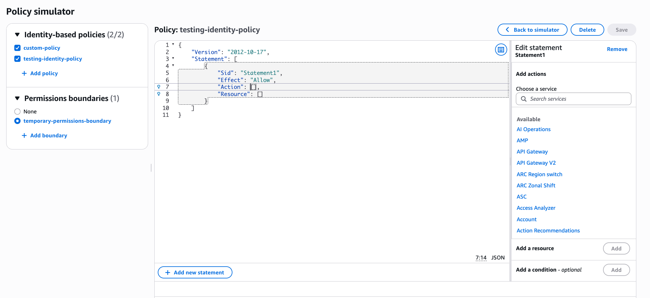 Konsol simulator kebijakan IAM dalam mode Kustom.