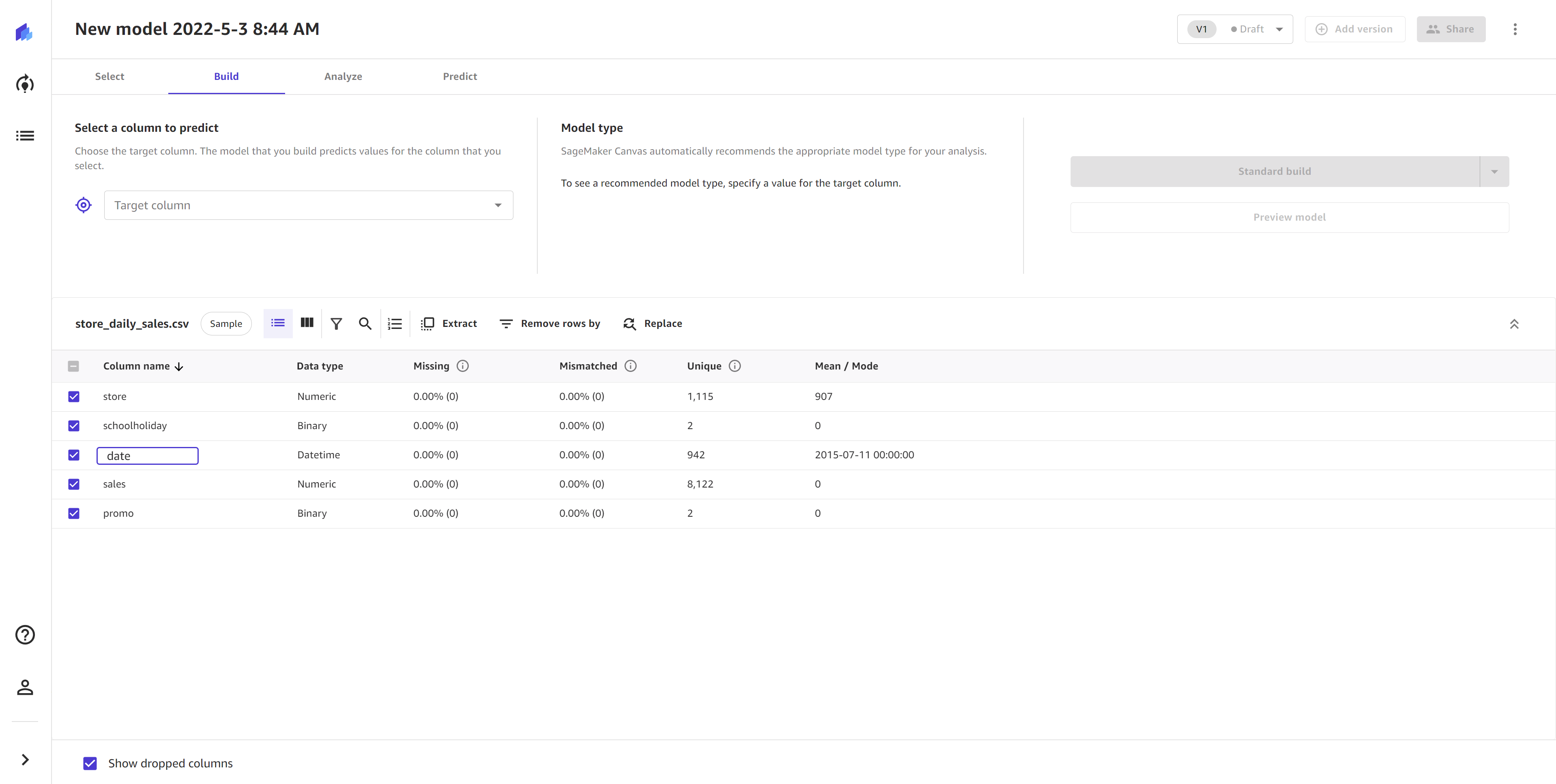 Screenshot mengganti nama kolom dengan metode klik dua kali di aplikasi SageMaker Canvas.