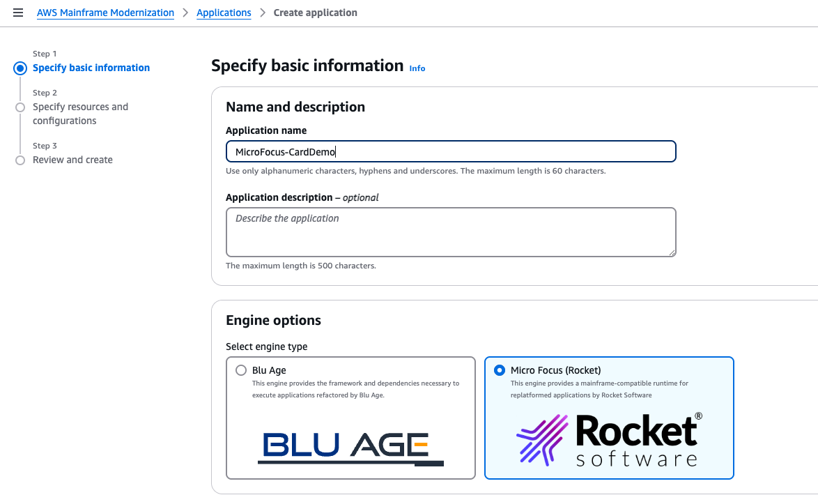 La pagina Crea applicazioni con il tipo di motore Rocket Software selezionato.