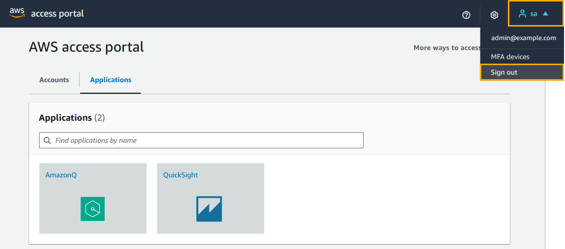 L'utente ha effettuato l' AWS accesso al portale di accesso.