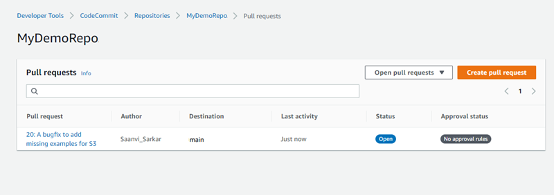 AWS CodeCommit コンソールに表示されるプルリクエスト。