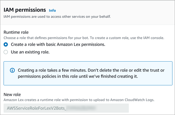 [IAM アクセス許可] セクション、基本的な Amazon Lex アクセス許可でロールを作成するオプション。