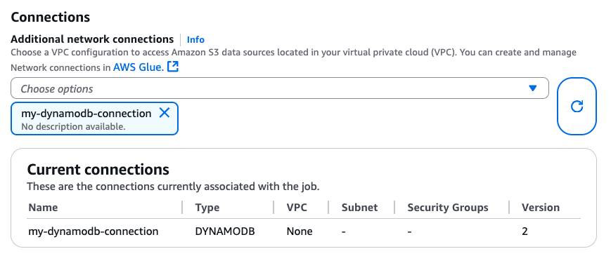 追加ネットワーク接続で選択された my-dynamodb-connection が表示されている「ジョブの詳細」ページ。