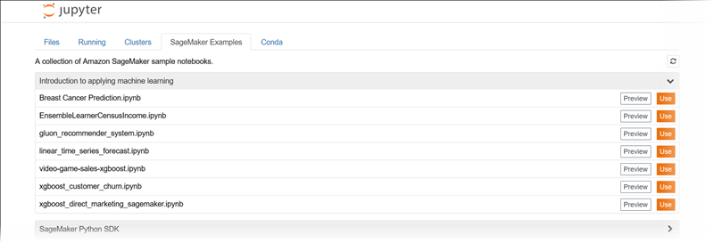 Jupyter クラシックビューの SageMaker AI Examples タブの例。