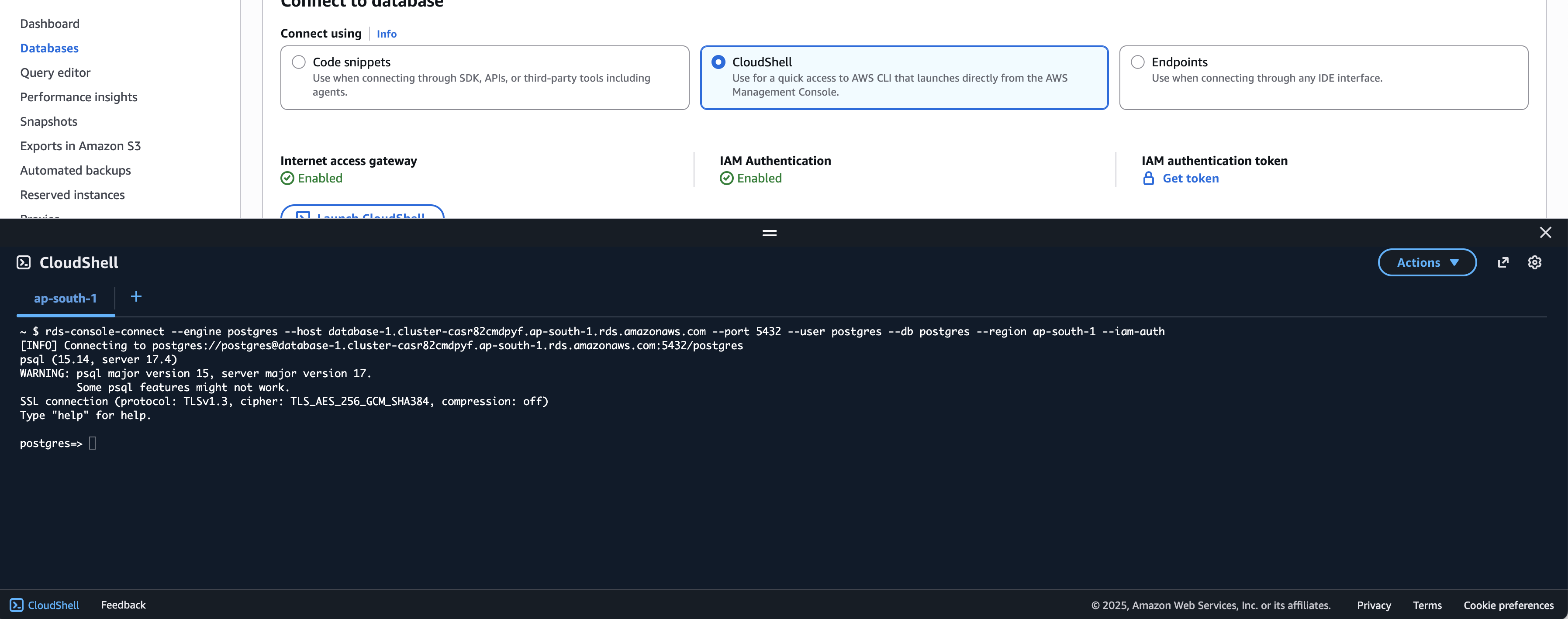 Prompt de login do psql no CloudShell mostrando que a conexão foi bem-sucedida.