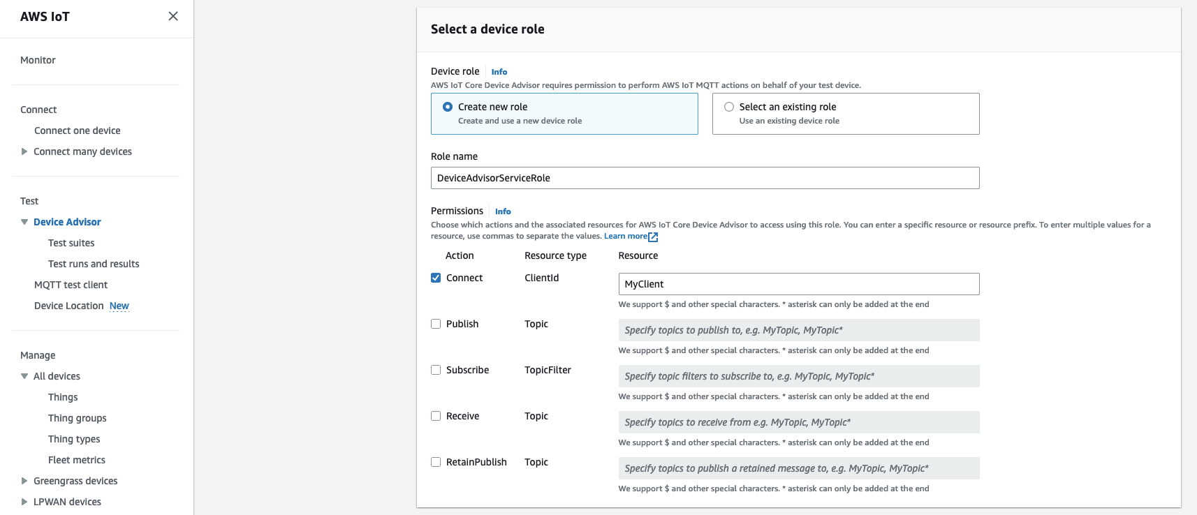 A interface do Device Advisor, na qual você pode selecionar uma função de dispositivo e definir permissões para conectar, publicar, assinar e gerenciar tópicos e clientes do MQTT. IDs