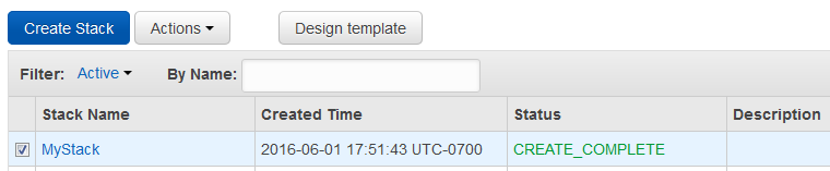 CloudFormation Painel da AWS mostrando a criação da pilha.