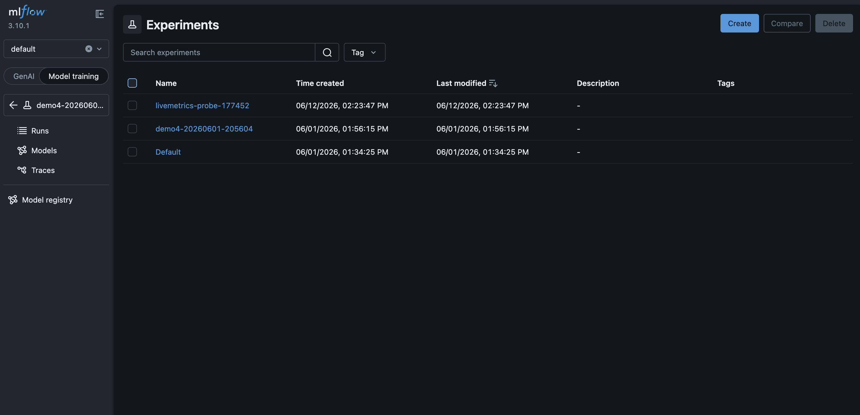 A página MLflow UI Experiments mostra uma lista de experimentos com seus nomes e horários de criação.