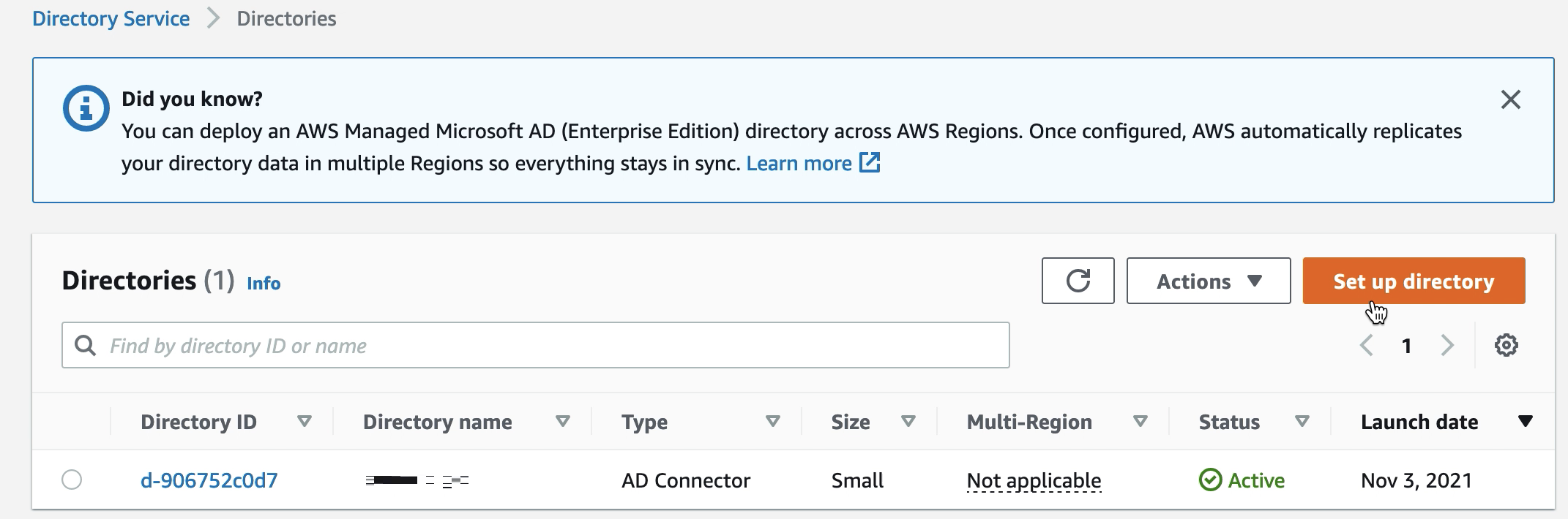 A tela Serviços de Diretório mostrando um diretório com status Ativo, conforme necessário.