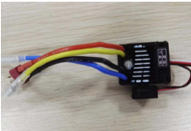 图片：AWS DeepRacer 车辆 ESC
