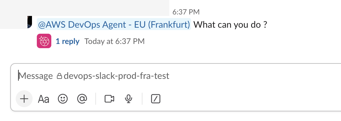 Slack 頻道顯示一則訊息，其中提及具有回覆指標的 AWS DevOps Agent 應用程式。